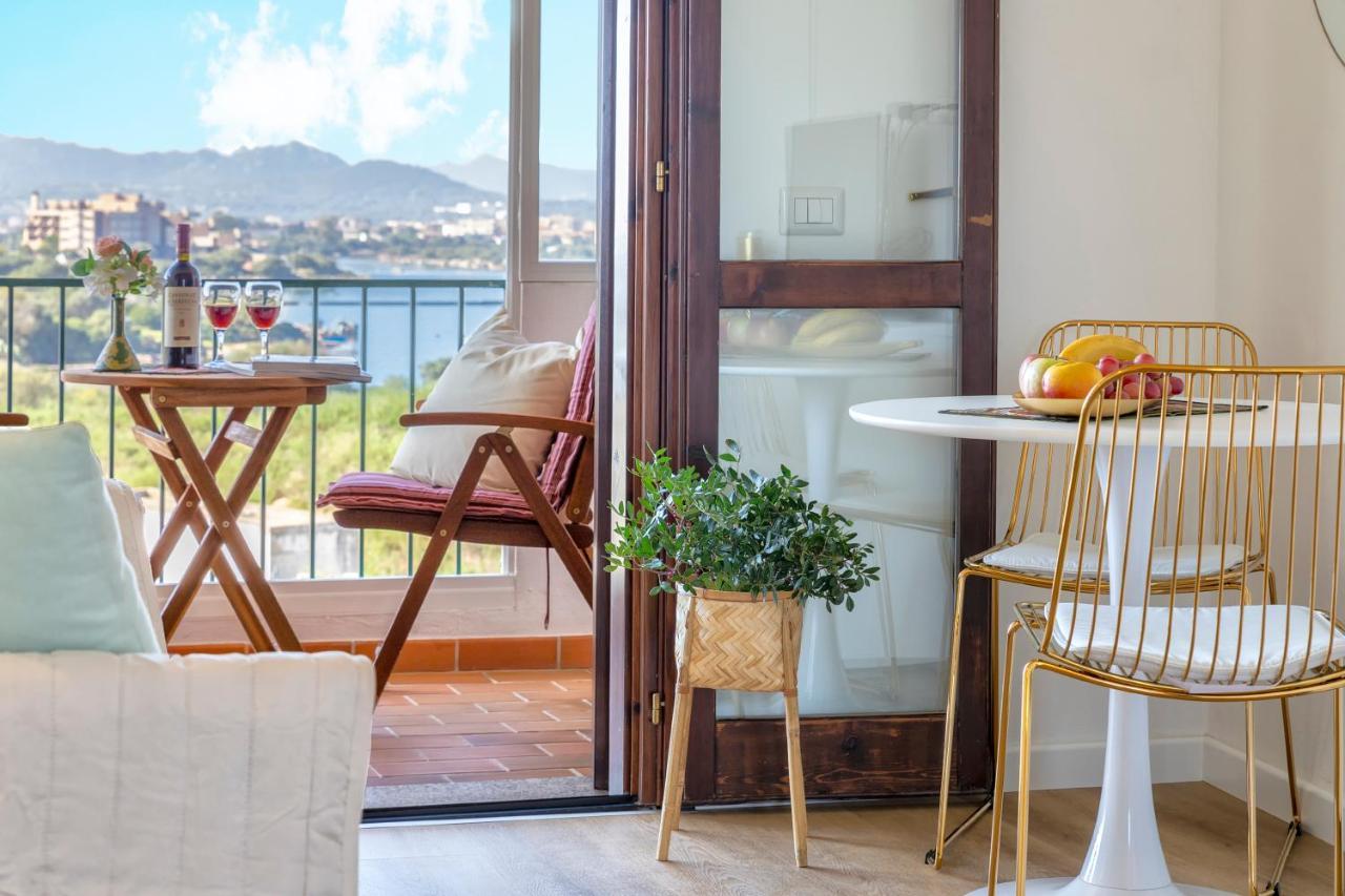 אולביה Top Floor Gulf View Apartment מראה חיצוני תמונה