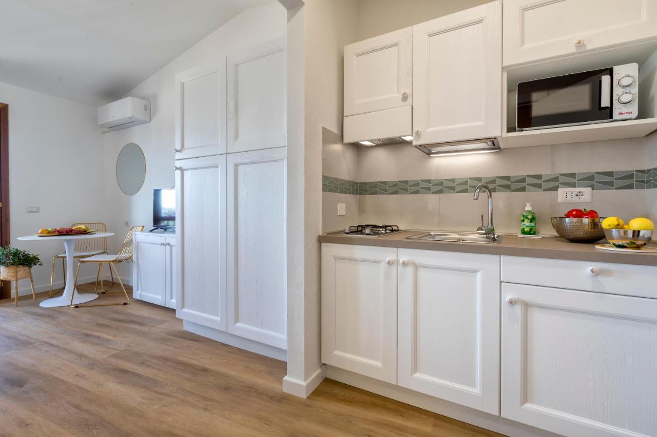אולביה Top Floor Gulf View Apartment מראה חיצוני תמונה