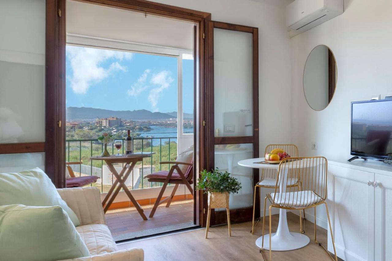 אולביה Top Floor Gulf View Apartment מראה חיצוני תמונה
